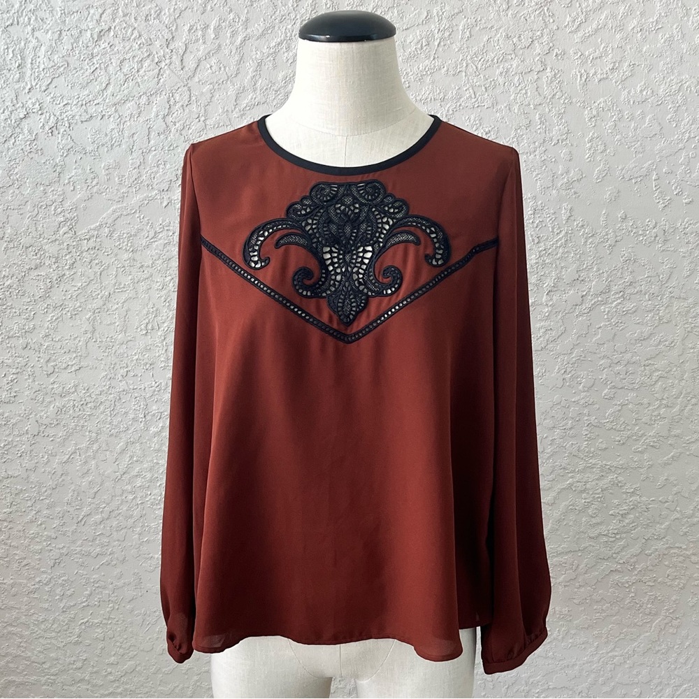 Express Blouse with Appliqué Detail- sz medium- Brown and Black- Lightweight